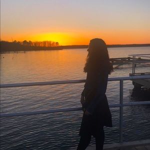 Meet your Posher, Chaya